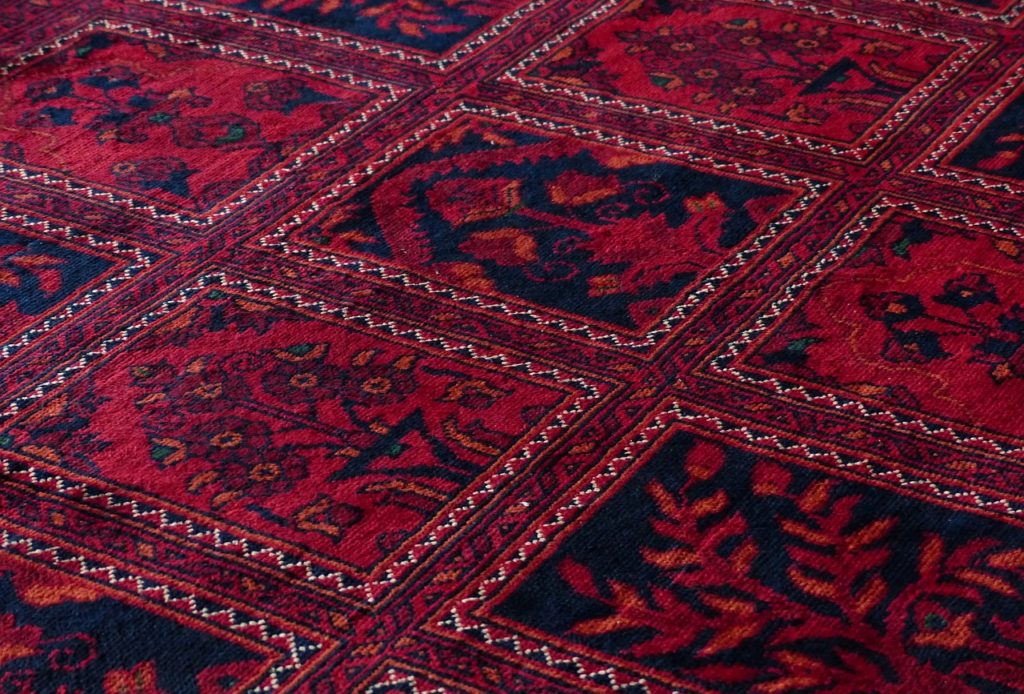 carpet, red, tying-100089.jpg